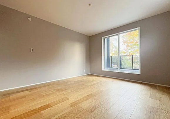 八王子市めじろ台3丁目の新築戸建てB号棟の洋室1