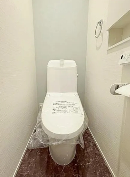 八王子市めじろ台3丁目の新築戸建てB号棟のトイレ1F