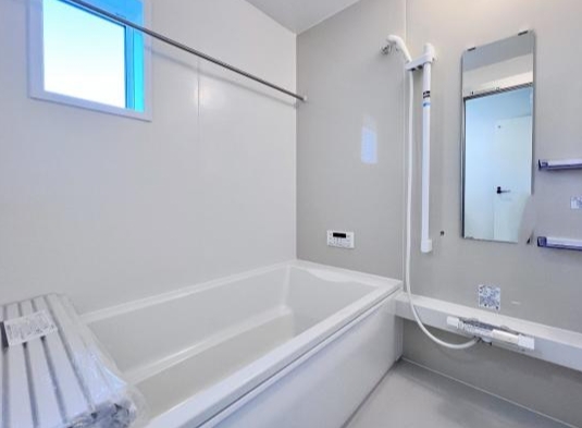 八王子市元八王子町3丁目の新築戸建て2号棟のバスルーム