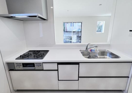 八王子市元八王子町3丁目の新築戸建て2号棟のキッチン