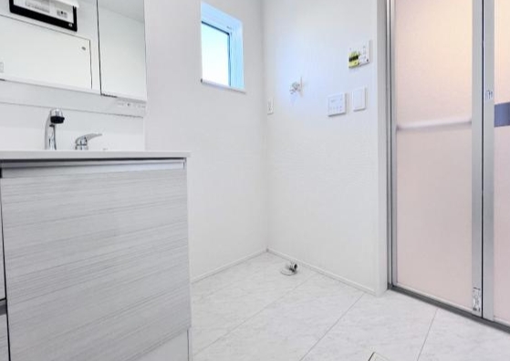 八王子市元八王子町3丁目の新築戸建て2号棟の洗濯機置場