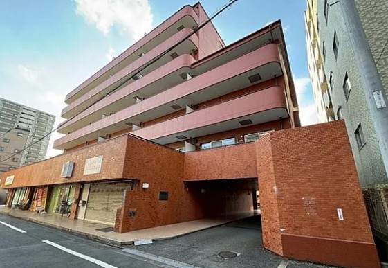 八王子市元横山町2丁目の中古マンションの外観の写真