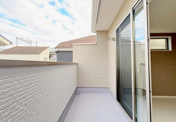 八王子市長沼町の新築戸建て1号棟のバルコニー
