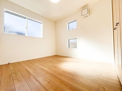 八王子市西寺方町の新築戸建ての洋室3