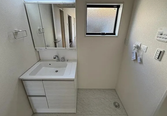 八王子市大谷町の新築戸建て2号棟の洗濯機置場