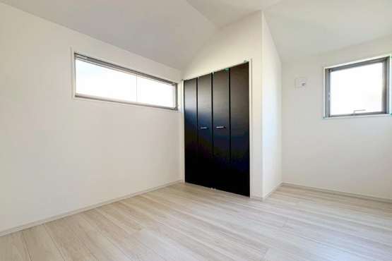 八王子市散田町5丁目の新築戸建ての洋室3