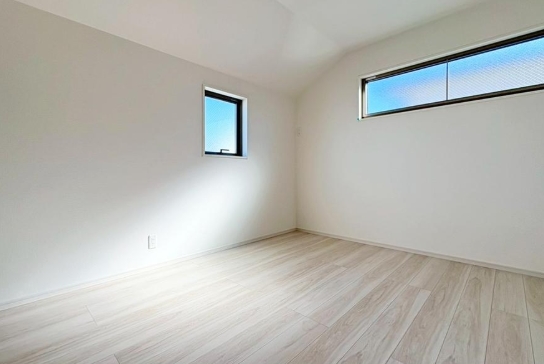 八王子市散田町5丁目の新築戸建ての洋室4