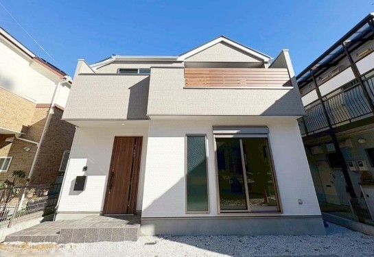 八王子市散田町5丁目の新築戸建ての外観