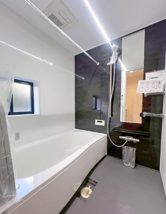 八王子市下柚木の新築戸建てのバスルームの写真