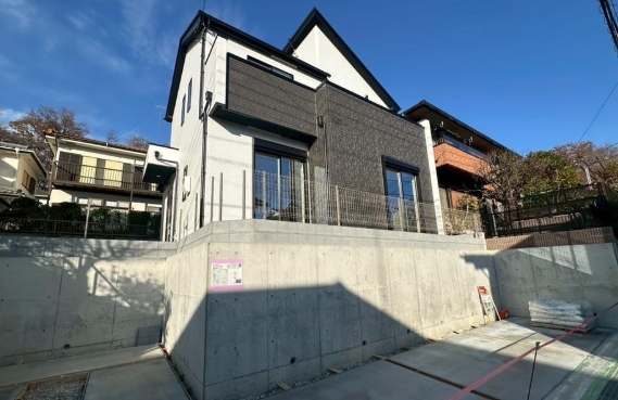 八王子市下柚木の新築戸建ての外観の写真