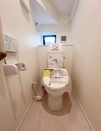 八王子市下柚木の新築戸建てのトイレ1Fの写真