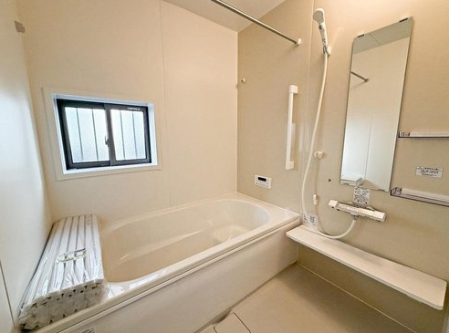 八王子市下恩方町の新築戸建てのバスルーム