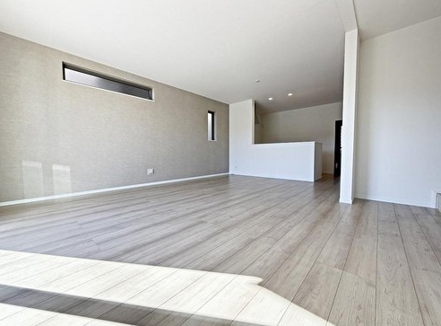 八王子市下恩方町の新築戸建てのダイニング