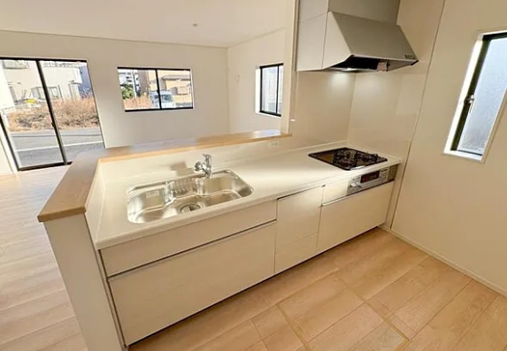 八王子市諏訪町の新築戸建て1号棟のキッチン
