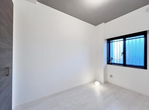 八王子市寺町の中古マンションの洋室3の写真