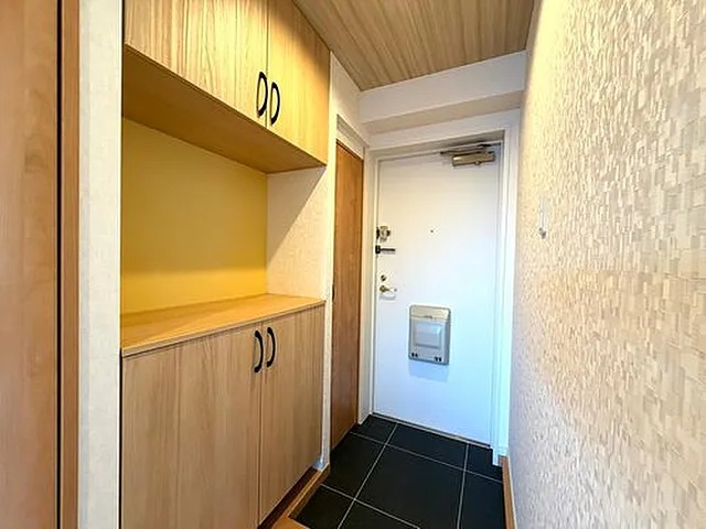 相模原市中央区東淵野辺1丁目の中古マンション3階部分の玄関の写真