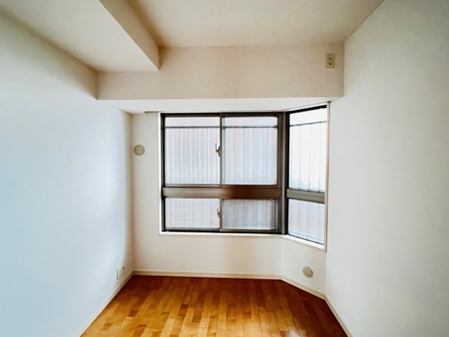 相模原市中央区上溝の中古マンション9階部分の洋室2の写真