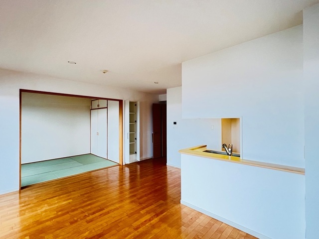 相模原市中央区上溝の中古マンション9階部分のダイニングの写真