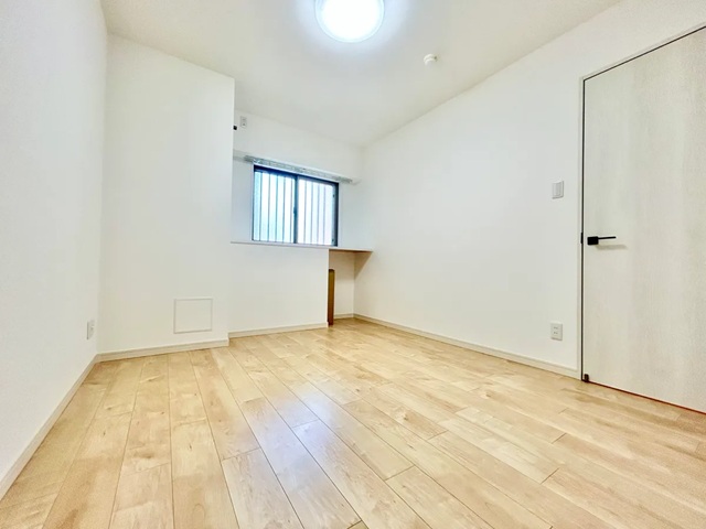 相模原市中央区鹿沼台1丁目の中古マンション6階部分の洋室2の写真