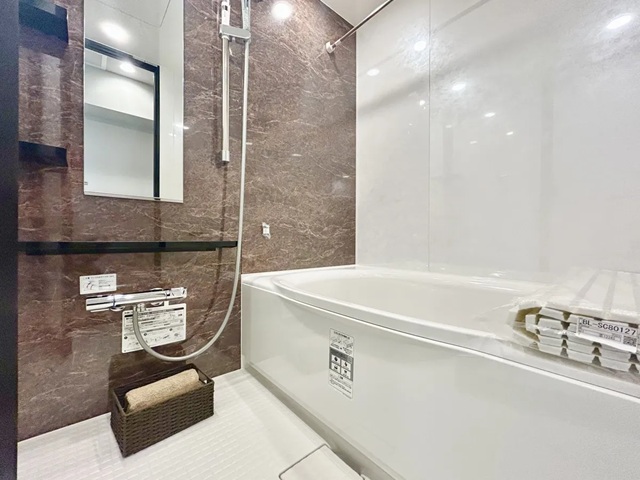 相模原市中央区鹿沼台2丁目の中古マンション4階部分のバスルームの写真