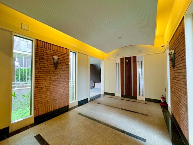 相模原市中央区共和2丁目の中古マンション1階部分の共用部分の写真