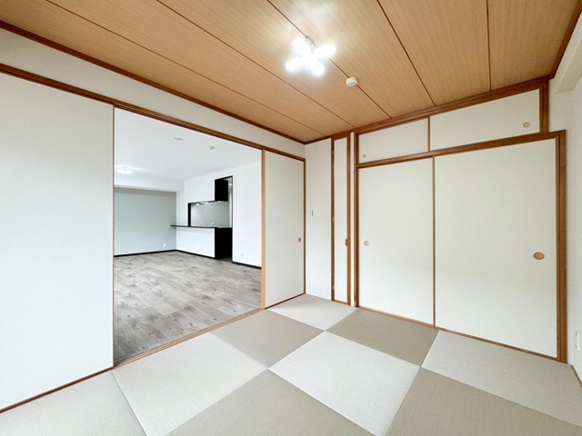 相模原市中央区共和2丁目の中古マンション1階部分の和室の写真