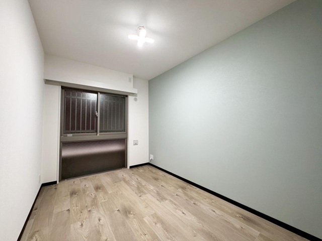 相模原市中央区共和2丁目の中古マンション1階部分の納戸の写真