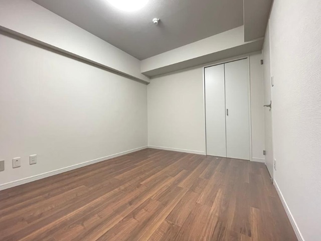 相模原市中央区南橋本1丁目の中古マンション10階部分の洋室1の写真