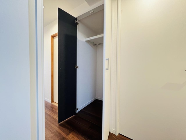 相模原市中央区南橋本1丁目の中古マンション10階部分の収納の写真