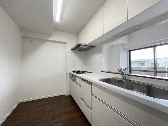 相模原市中央区南橋本1丁目の中古マンション11階部分のキッチンの写真