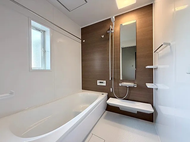 相模原市中央区宮下本町1丁目の中古戸建てのバスルームの写真