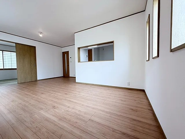 相模原市中央区宮下本町1丁目の中古戸建てのダイニングの写真