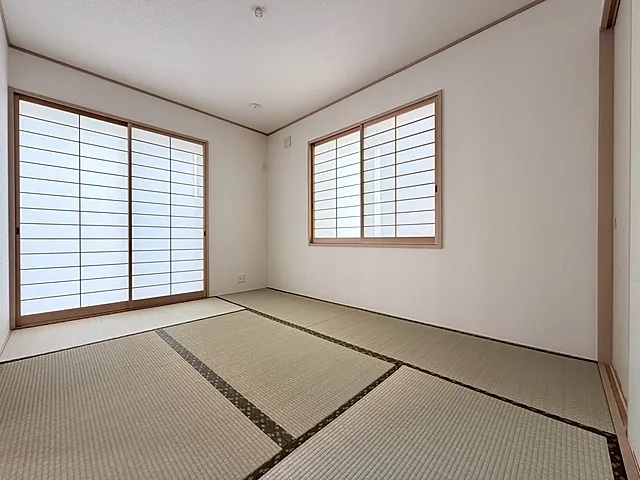 相模原市中央区宮下本町1丁目の中古戸建ての和室の写真