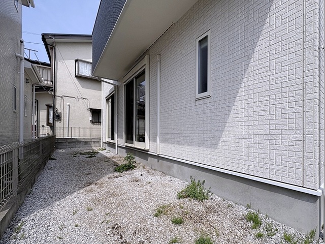 相模原市中央区宮下本町1丁目の中古戸建ての庭の写真