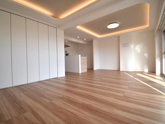 相模原市中央区小山2丁目の中古マンション7階部分のダイニングの写真