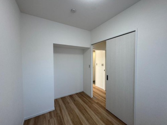 相模原市中央区相模原1丁目の中古マンション8階部分の洋室3の写真