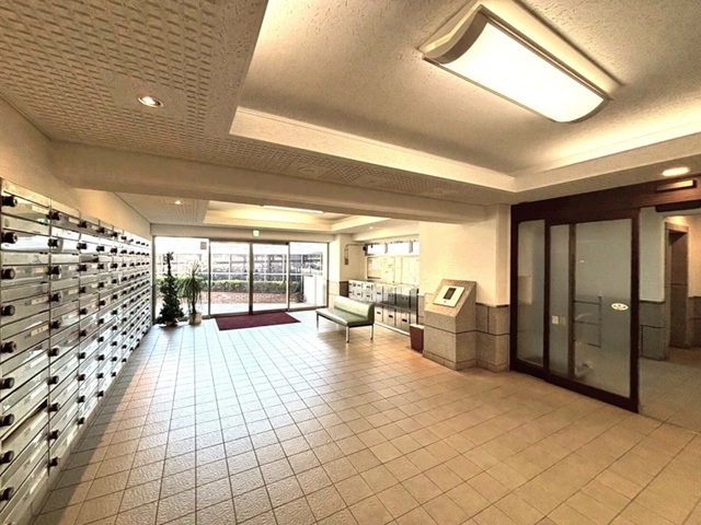 相模原市中央区相模原2丁目の中古マンション9階部分の共用部分の写真