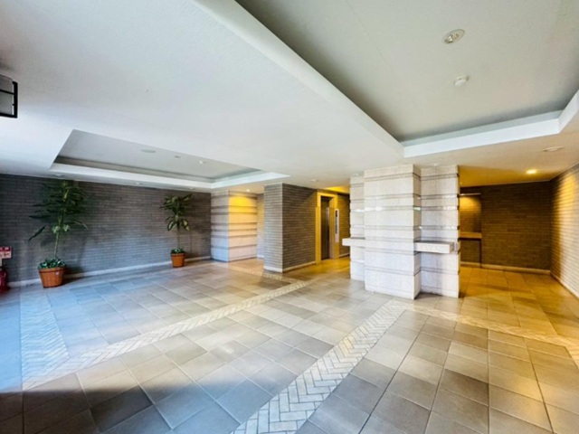 相模原市中央区相模原4丁目の中古マンション12階部分の共用部分の写真