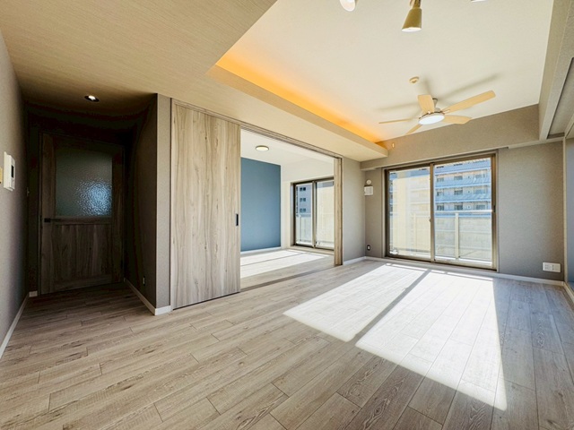 相模原市中央区相模原4丁目の中古マンション12階部分のリビングの写真