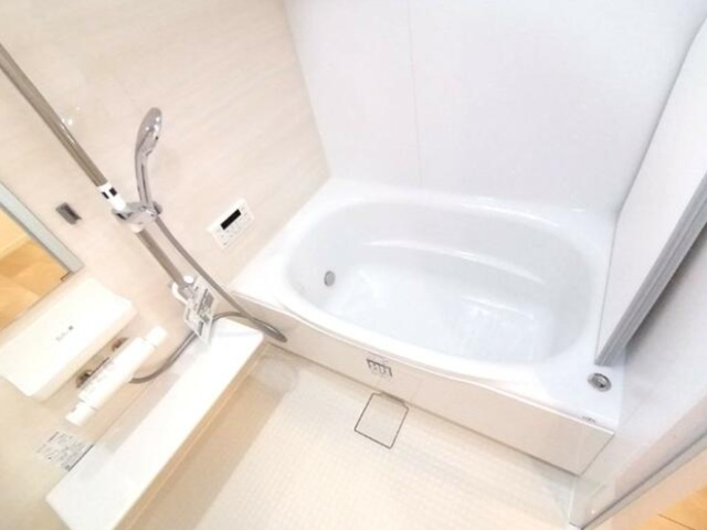 相模原市中央区相模原4丁目の中古マンション5階部分のバスルームの写真