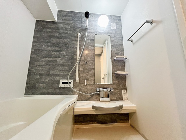 相模原市中央区相模原4丁目の中古マンション8階部分のバスルームの写真