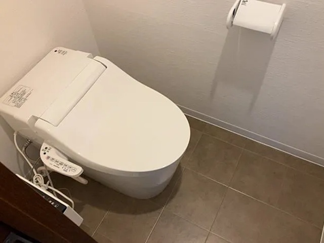 相模原市中央区清新2丁目の中古マンション1階部分のトイレの写真