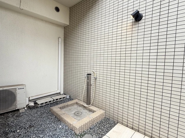 相模原市中央区清新5丁目の中古マンション7階部分のペット足洗場の写真