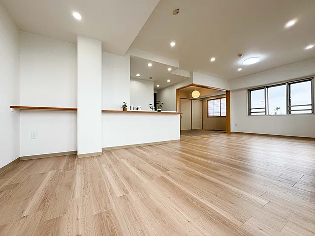 相模原市中央区清新5丁目の中古マンション7階部分のダイニングの写真