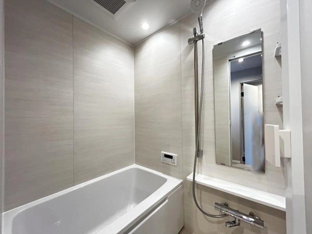 相模原市中央区田名の中古マンション1階部分のバスルームの写真