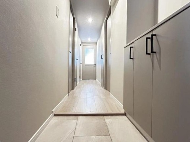 相模原市中央区田名の中古マンション1階部分の玄関の写真