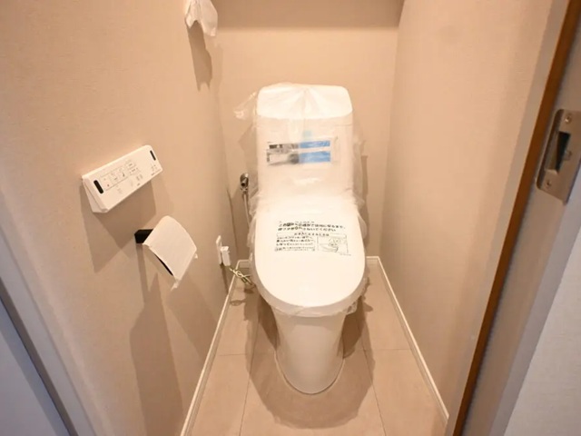 相模原市中央区田名の中古マンション1階部分のトイレの写真