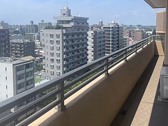 相模原市中央区矢部1丁目の中古マンション11階部分のバルコニーの写真