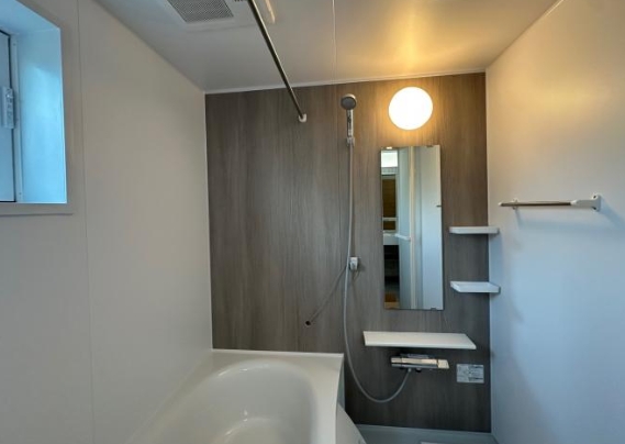 相模原市中央区緑が丘1丁目の新築戸建て1のバスルームの写真