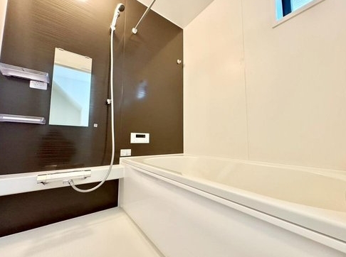 相模原市中央区田名の新築戸建てのバスルームの写真